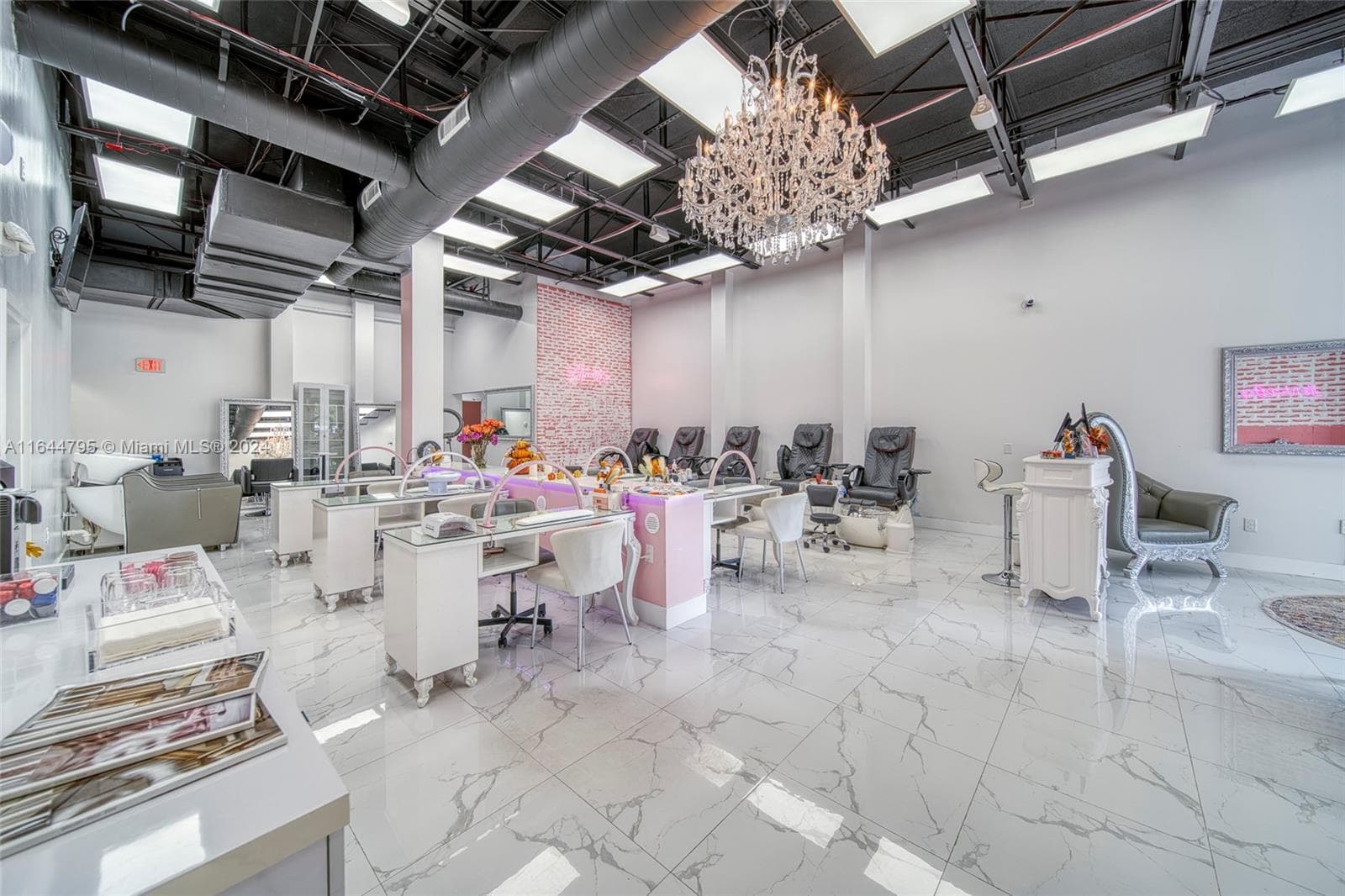 Full-Service Beauty Salon For Sale in Pinecrest, Miami FL 33156 — 6