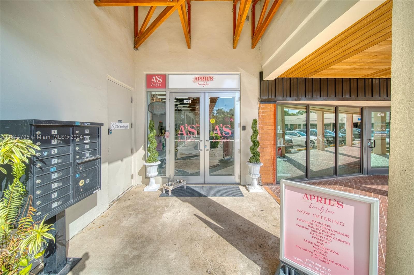 Full-Service Beauty Salon For Sale in Pinecrest, Miami FL 33156 — 26