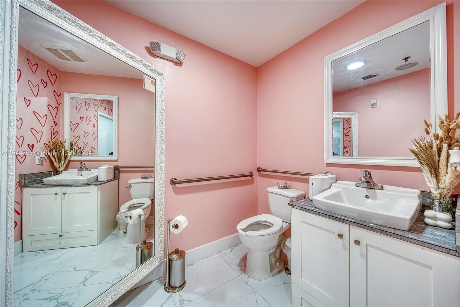 Full-Service Beauty Salon For Sale in Pinecrest, Miami FL 33156 — 24