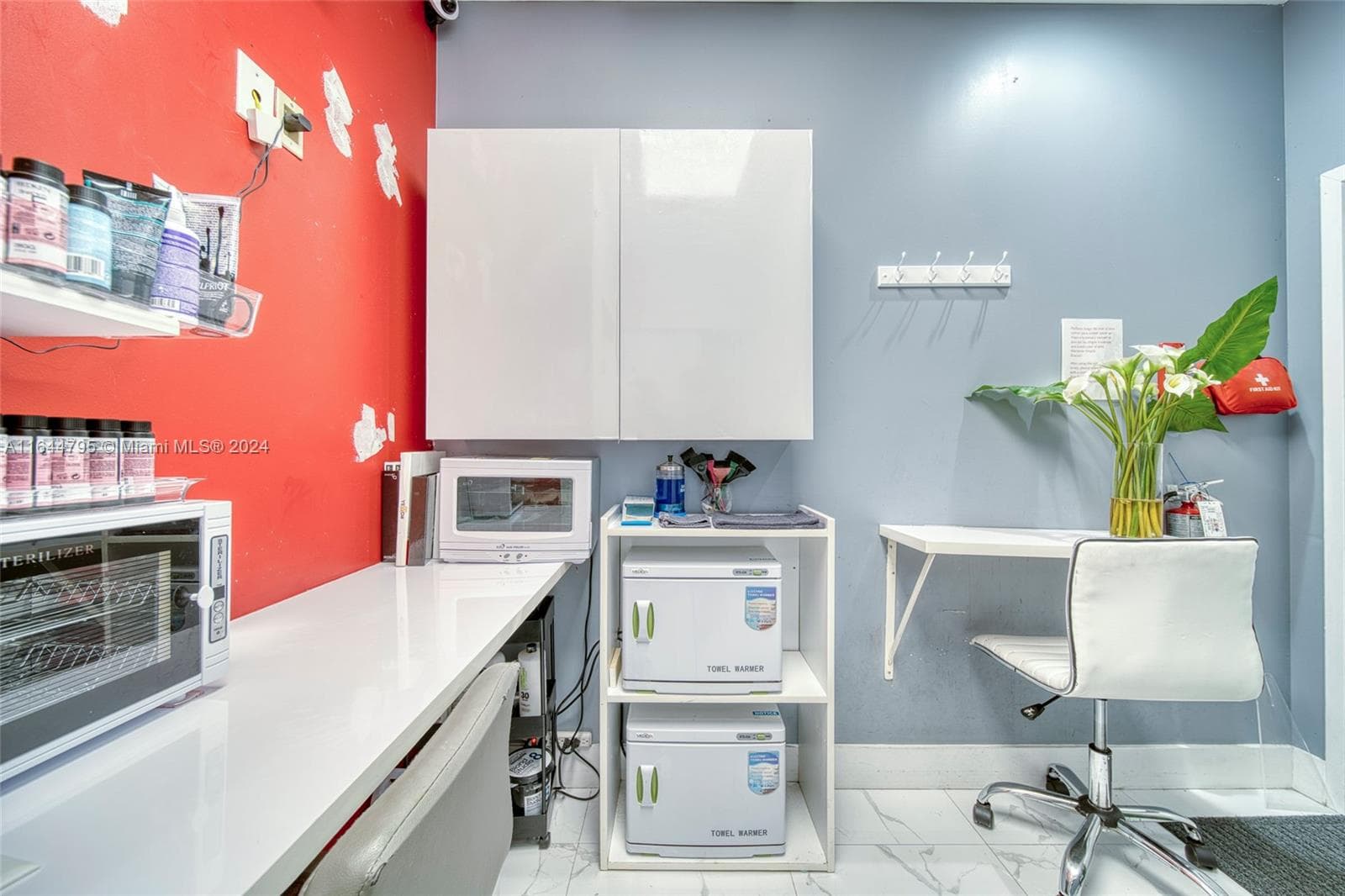 Full-Service Beauty Salon For Sale in Pinecrest, Miami FL 33156 — 21