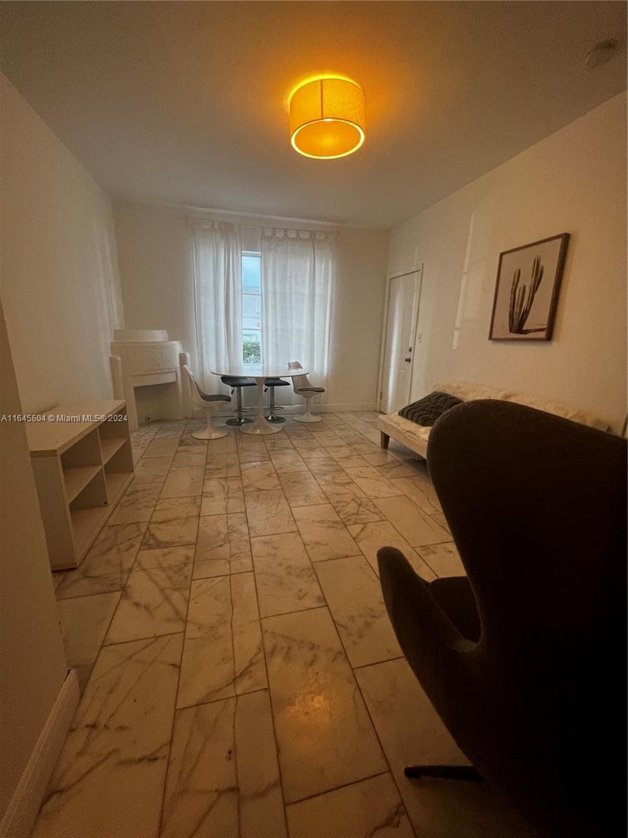 920 Jefferson Ave # 3, Miami Beach FL 33139 — 7