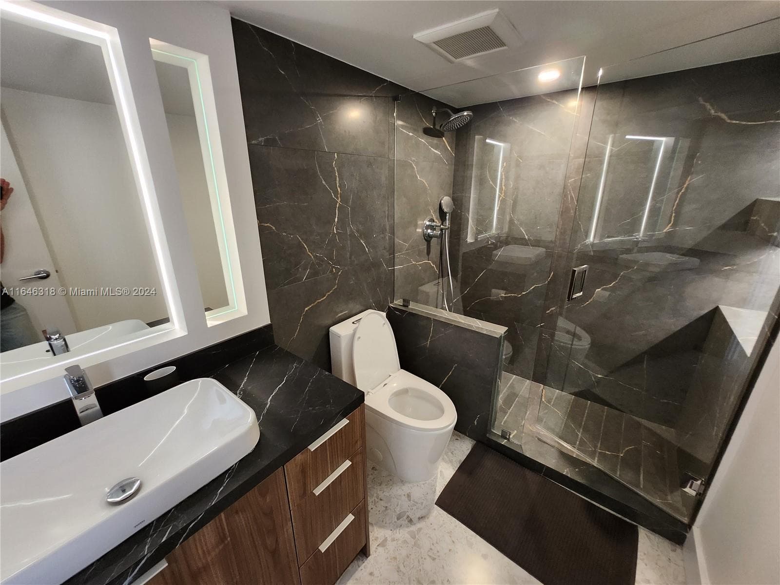 2555 Collins Ave # 306, Miami Beach FL 33140 — 6