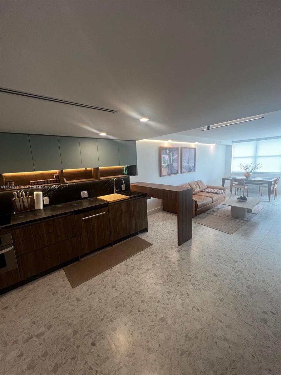 2555 Collins Ave # 306, Miami Beach FL 33140 — 13