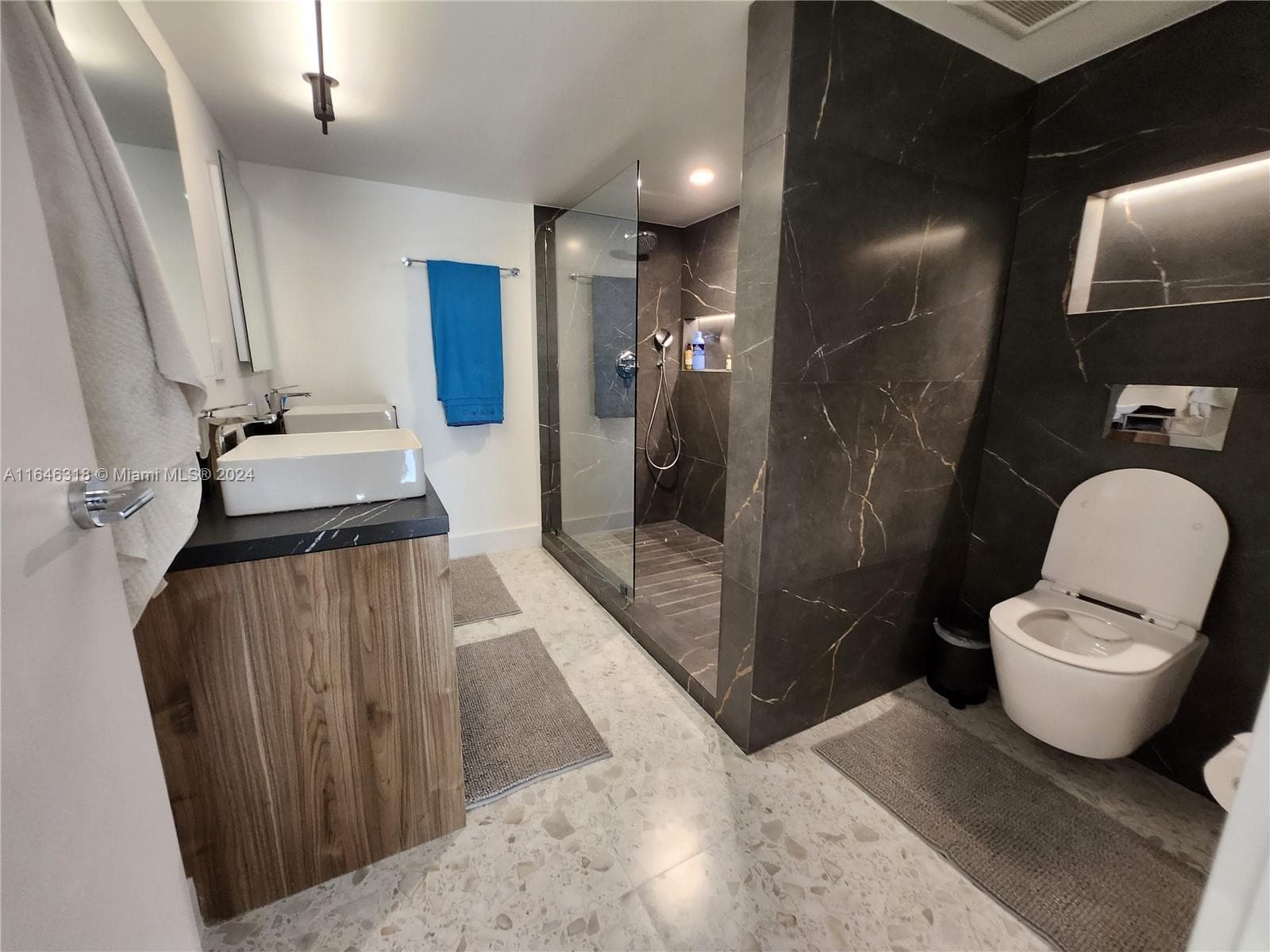 2555 Collins Ave # 306, Miami Beach FL 33140 — 7