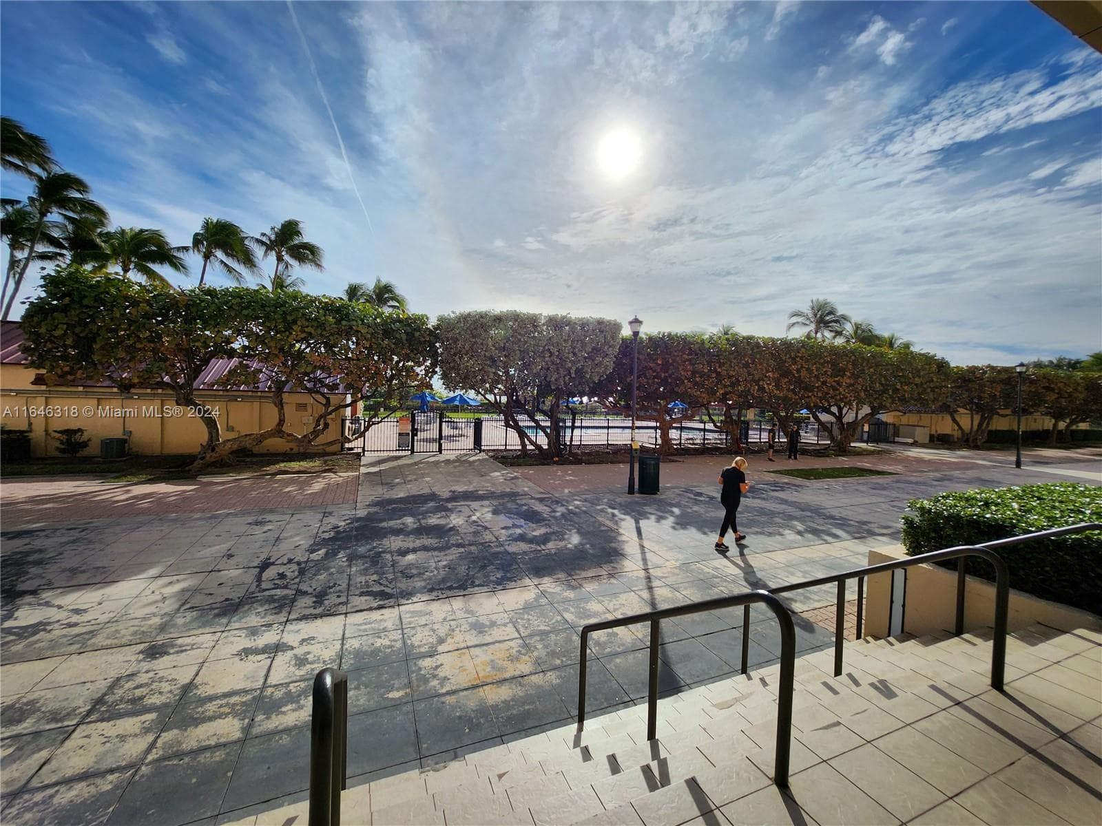 2555 Collins Ave # 306, Miami Beach FL 33140 — 3