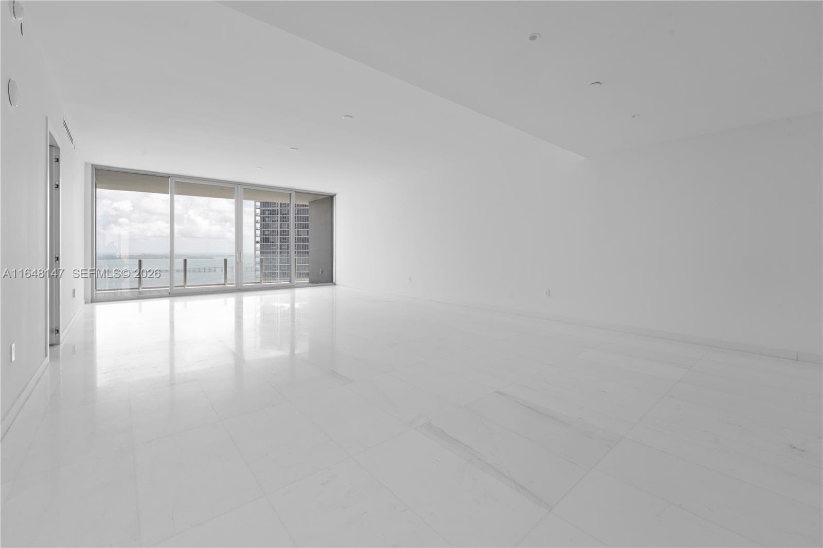 300 Biscayne Blvd Way # 4604, Miami FL 33131 — 17