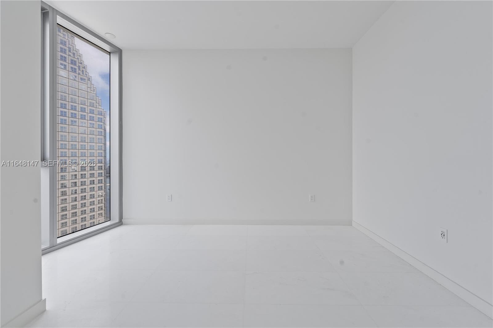 300 Biscayne Blvd Way # 4604, Miami FL 33131 — 38