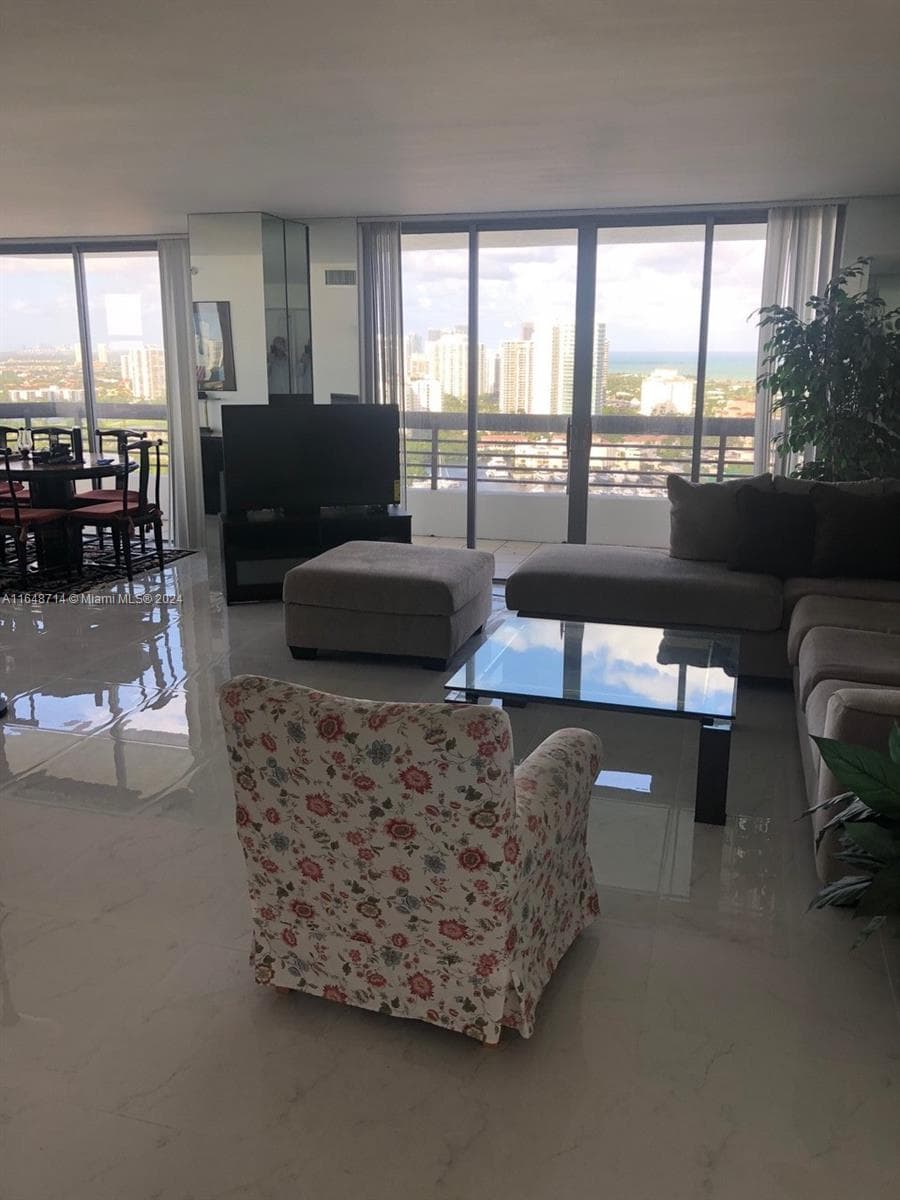 3500 Mystic Pointe Dr # 3004, Aventura FL 33180 — 3