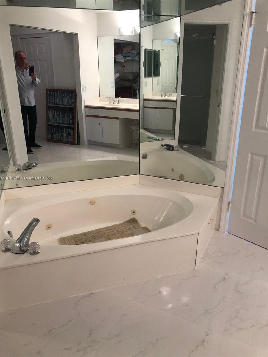 3500 Mystic Pointe Dr # 3004, Aventura FL 33180 — 8