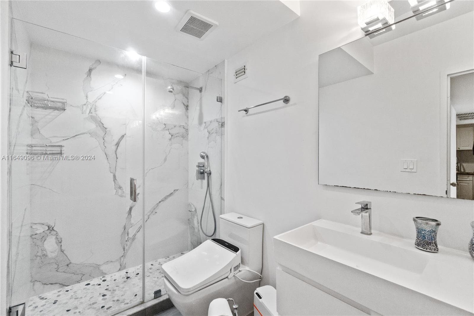 The Decoplage Condo, Miami Beach, FL — 13