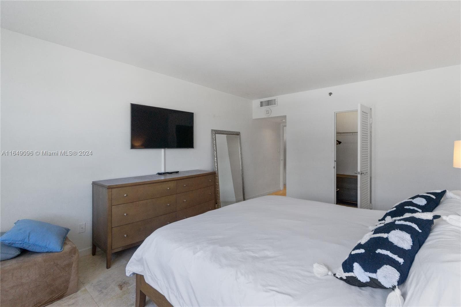 The Decoplage Condo, Miami Beach, FL — 11