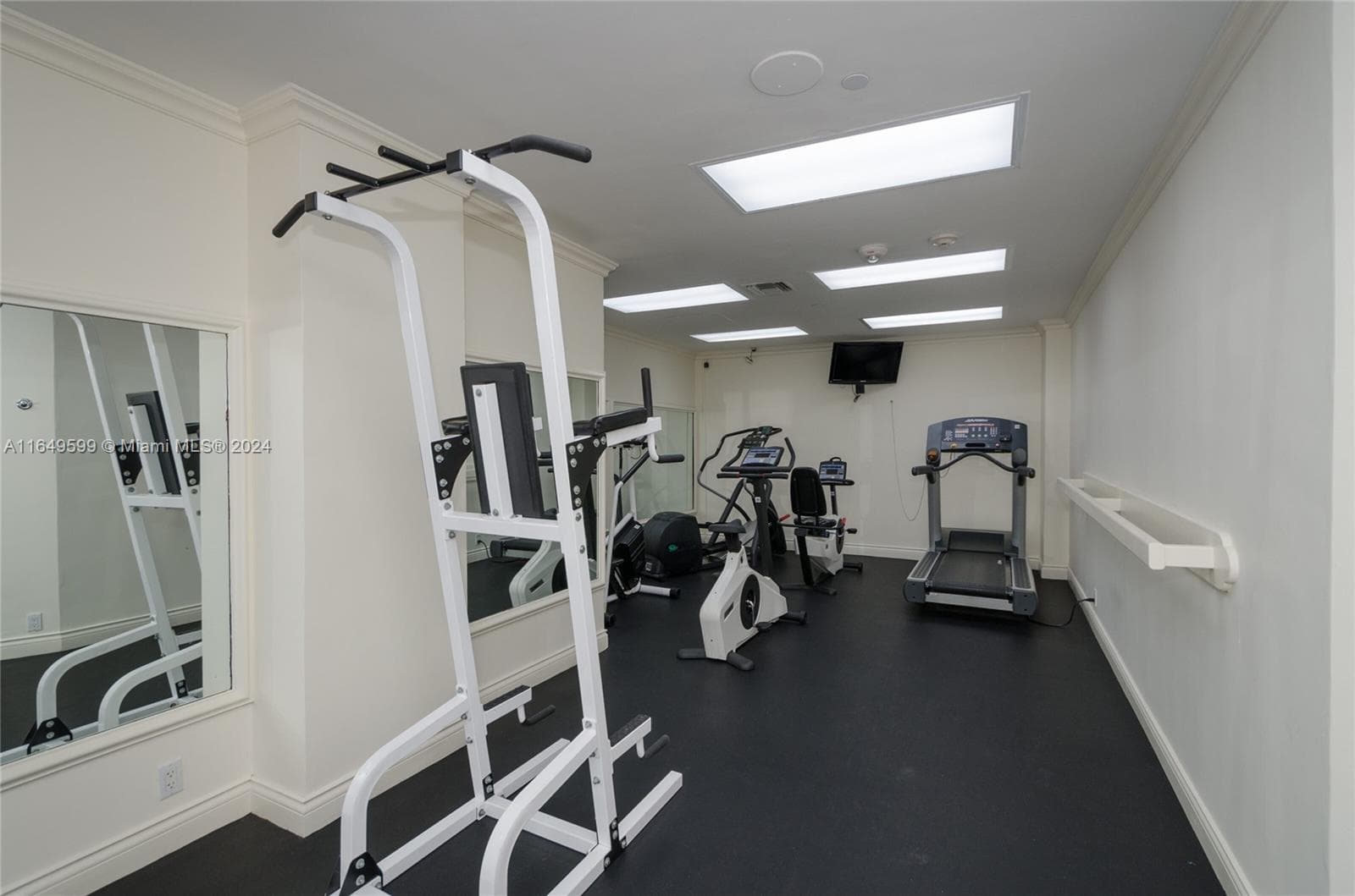 1111 Crandon Blvd # A306, Key Biscayne FL 33149 — 23