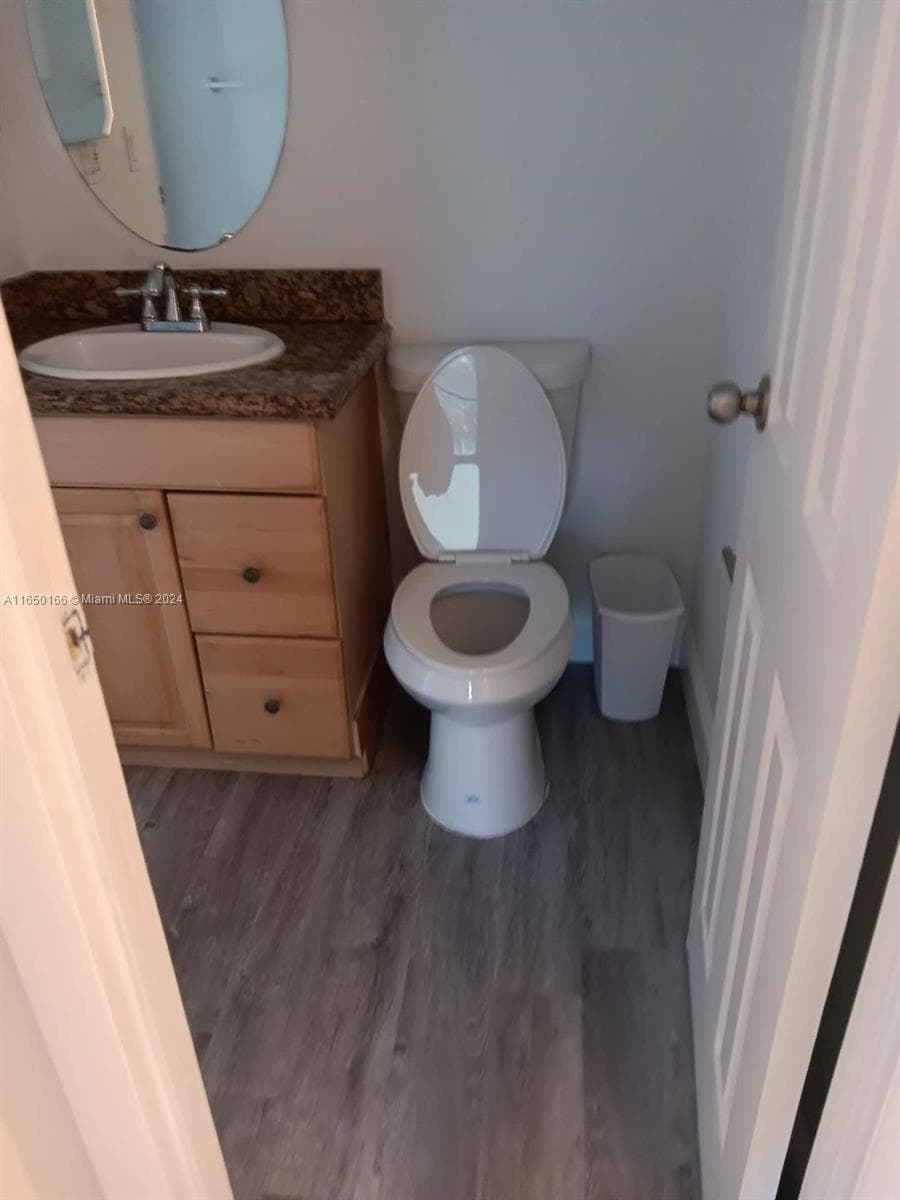 3475 N Country Club Dr # 204, Aventura FL 33180 — 13
