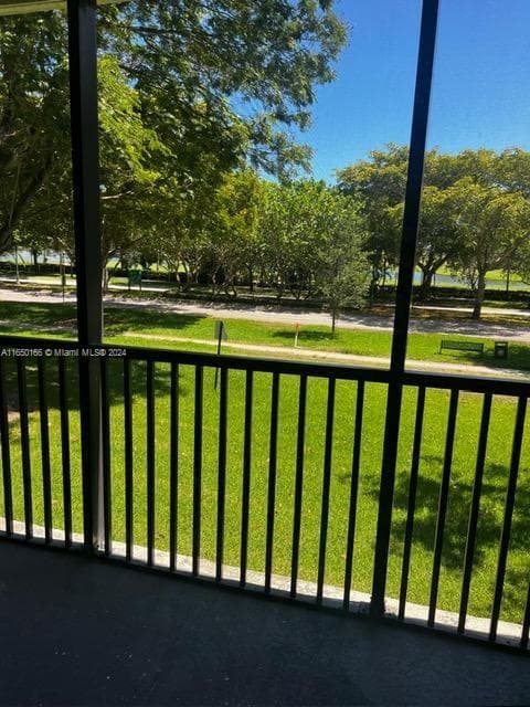3475 N Country Club Dr # 204, Aventura FL 33180 — 10