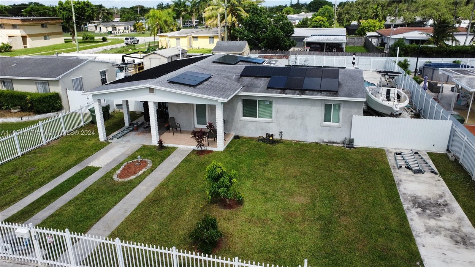 1025 NE 13th Ave, Homestead FL 33033 — 3
