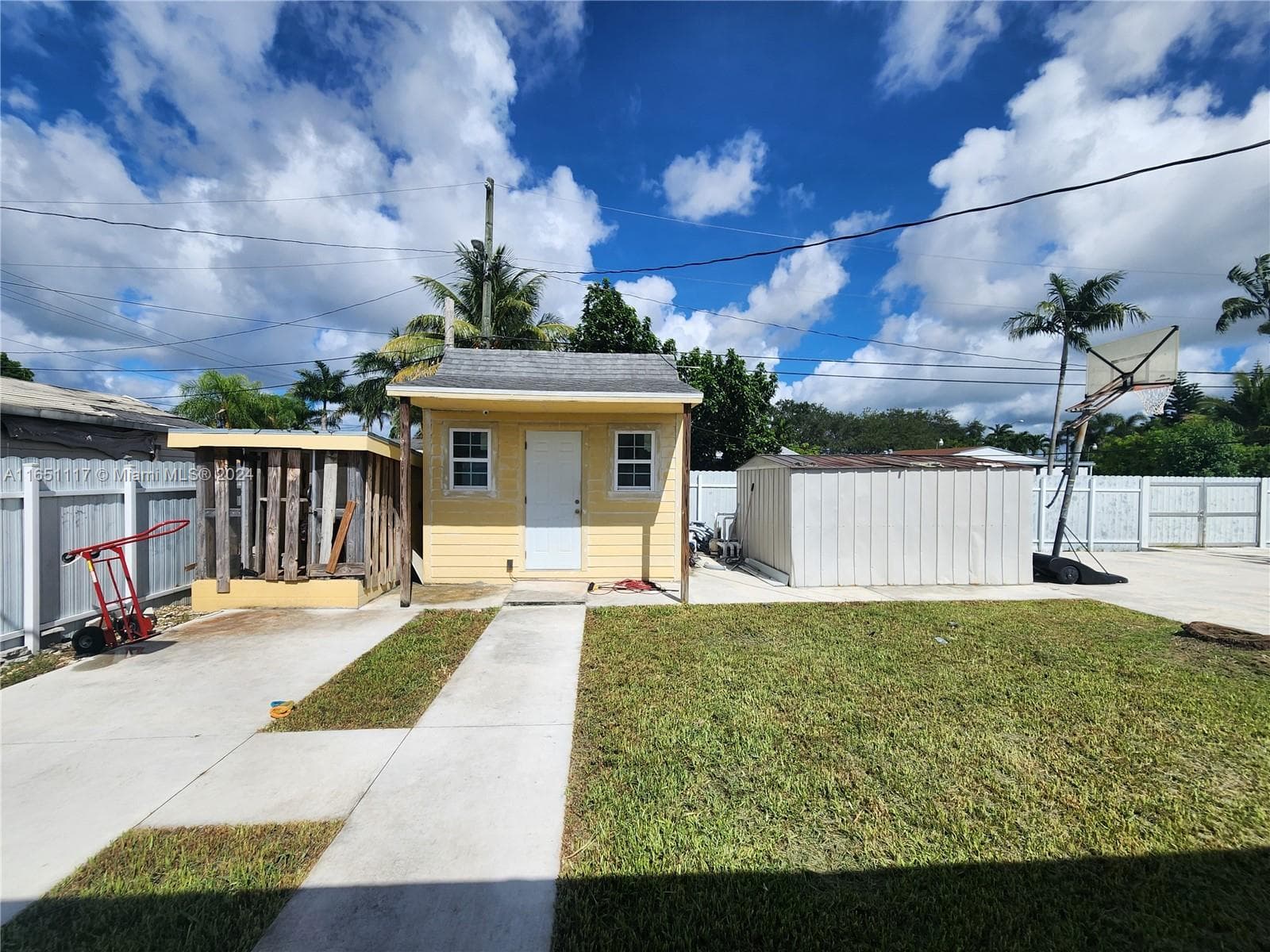 1025 NE 13th Ave, Homestead FL 33033 — 14