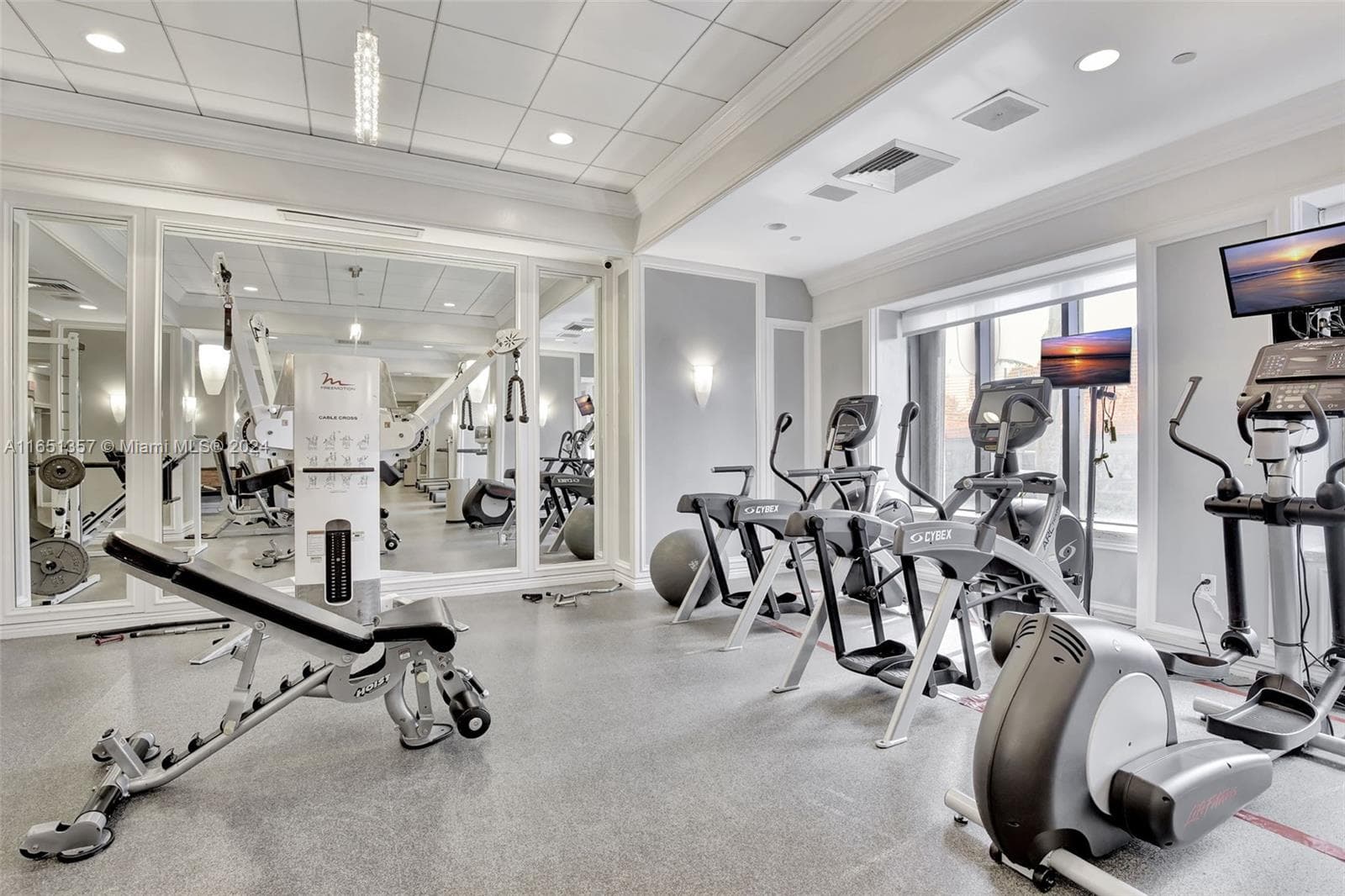 9801 Collins Ave # 3T, Bal Harbour FL 33154 — 32