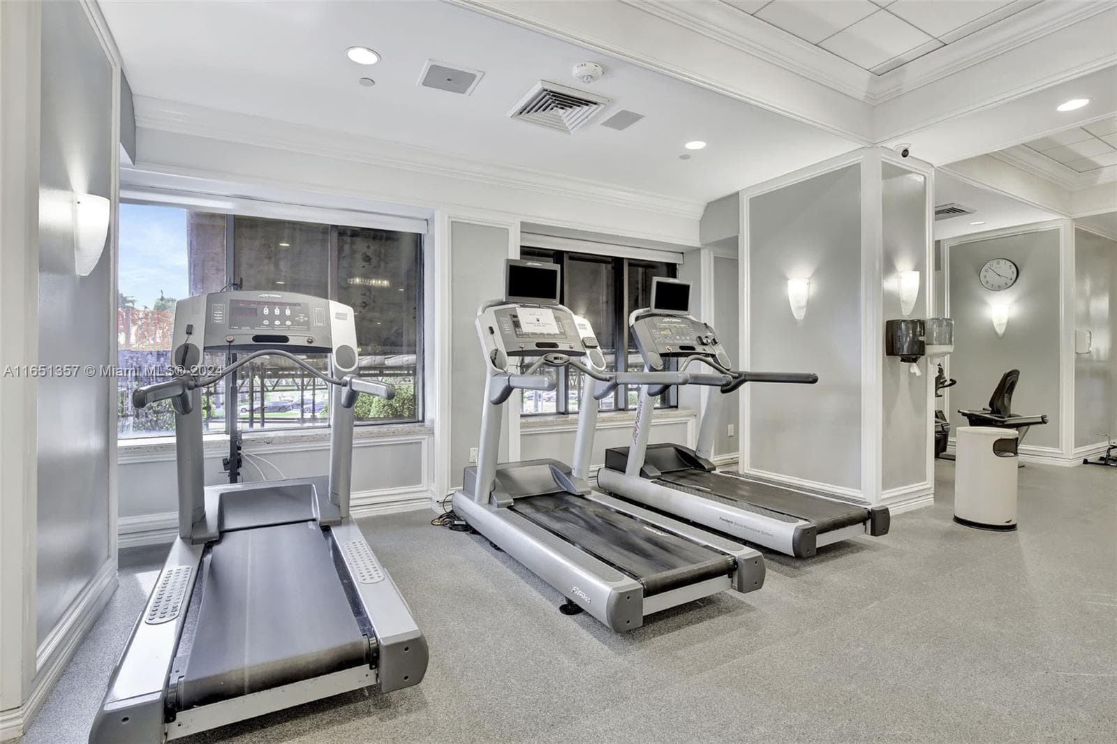 9801 Collins Ave # 3T, Bal Harbour FL 33154 — 31