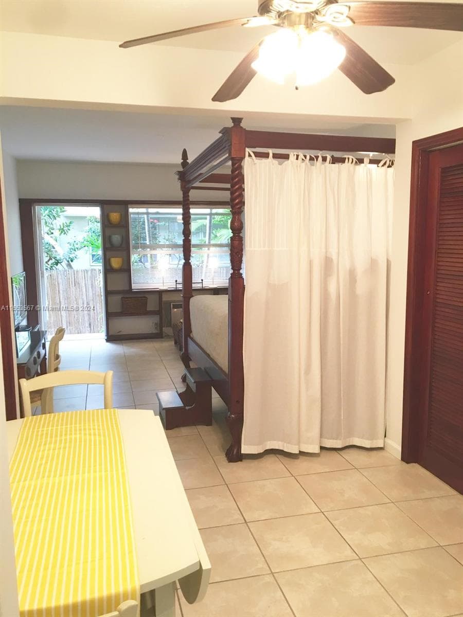 1228 Pennsylvania Ave # 3, Miami Beach FL 33139 — 9