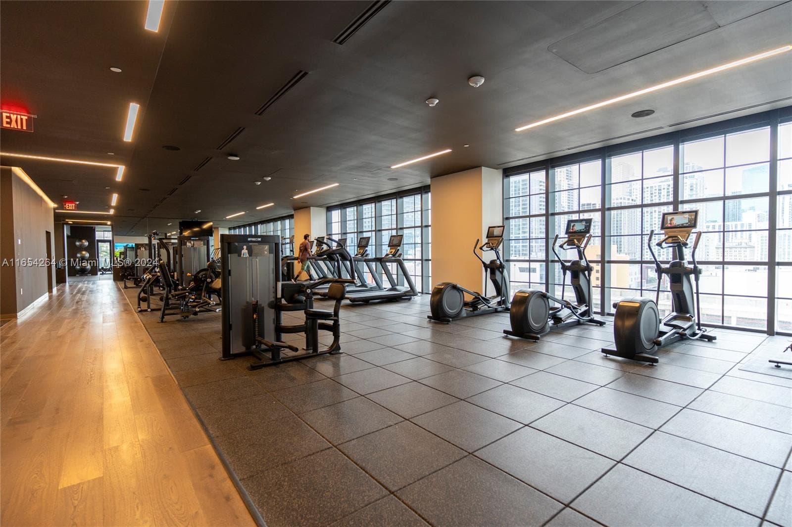 601 NE 1st Ave # 2905, Miami FL 33132 — 26