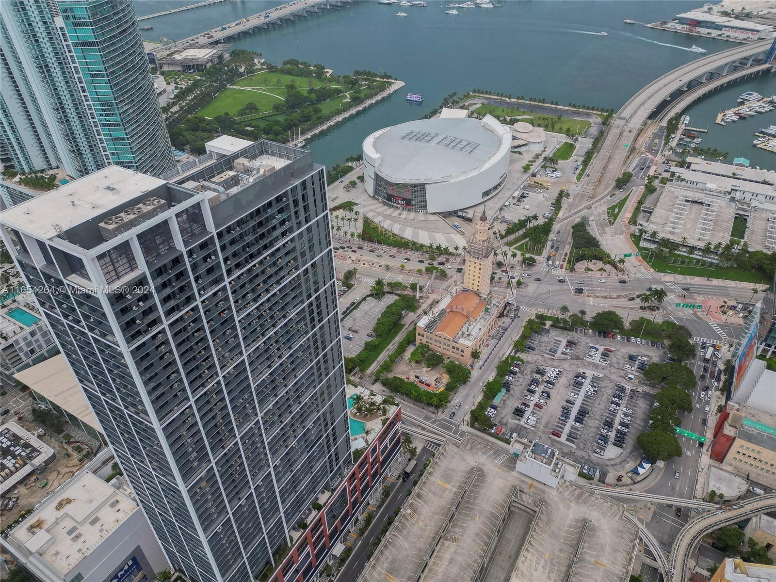 601 NE 1st Ave # 2905, Miami FL 33132 — 34