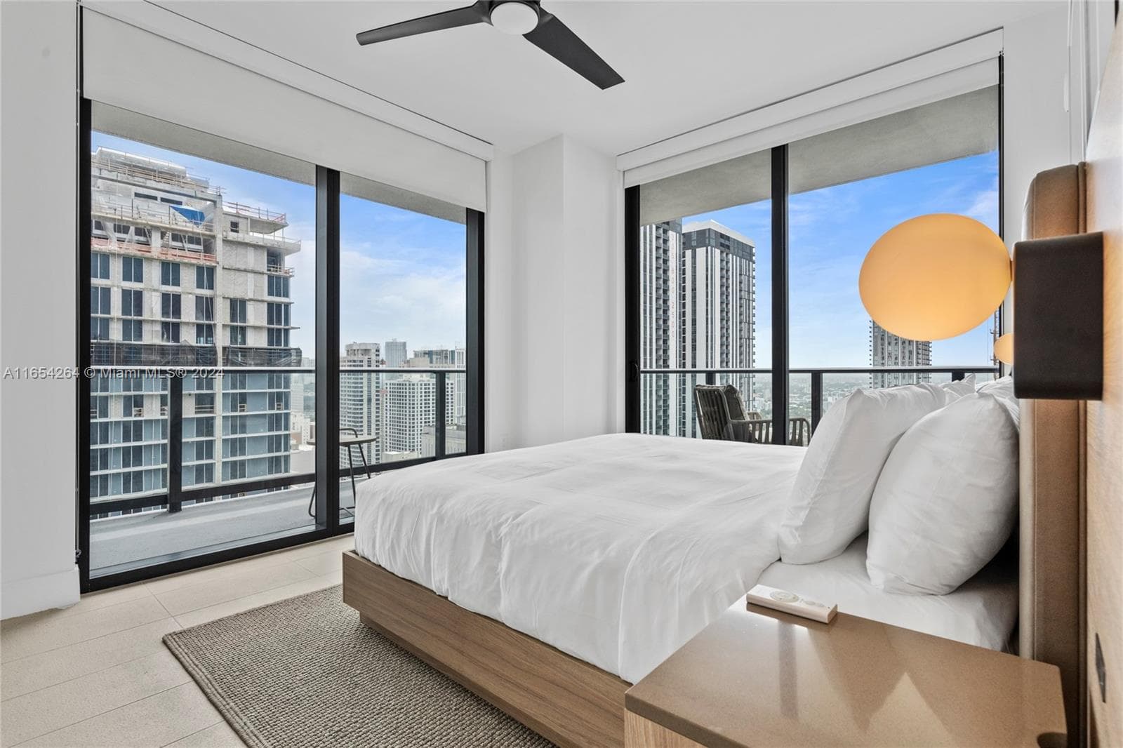 601 NE 1st Ave # 2905, Miami FL 33132 — 10