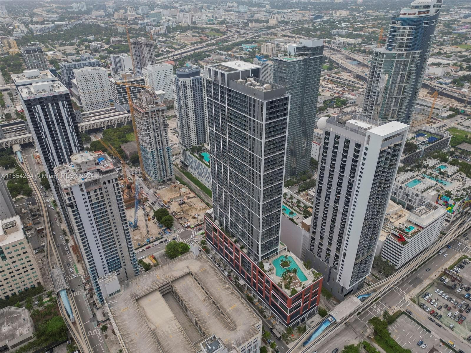 601 NE 1st Ave # 2905, Miami FL 33132 — 35
