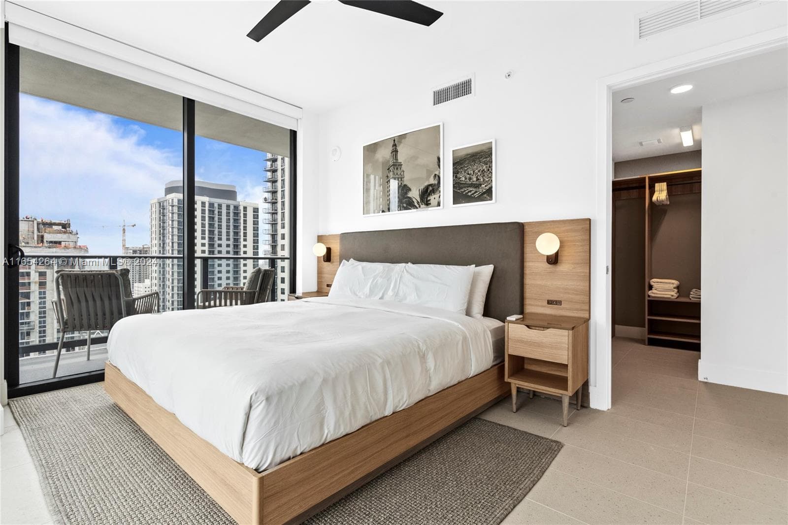601 NE 1st Ave # 2905, Miami FL 33132 — 8