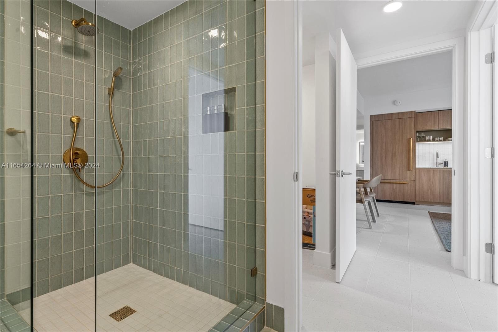601 NE 1st Ave # 2905, Miami FL 33132 — 25