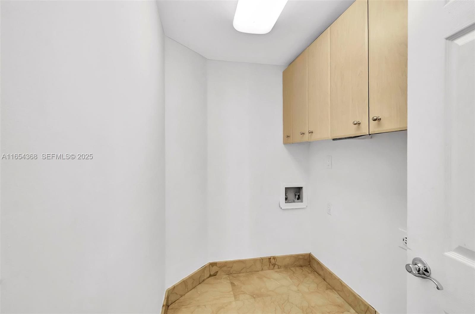 3370 Hidden Bay Dr # 2708, Aventura FL 33180 — 42