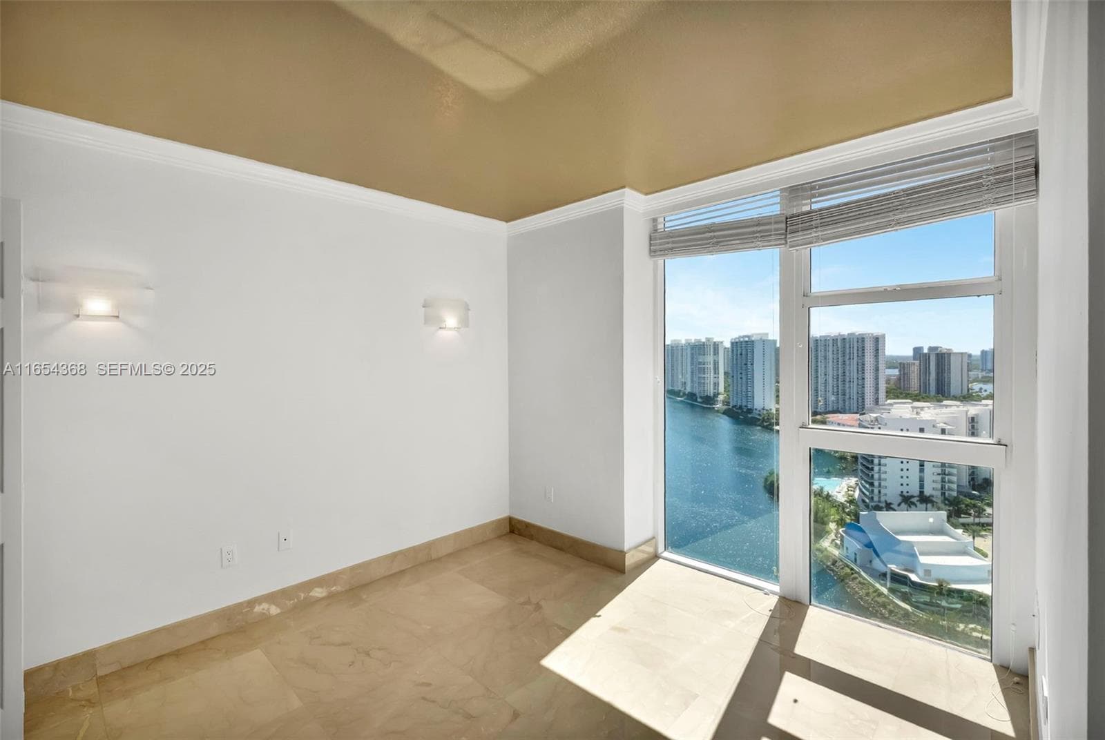 3370 Hidden Bay Dr # 2708, Aventura FL 33180 — 40