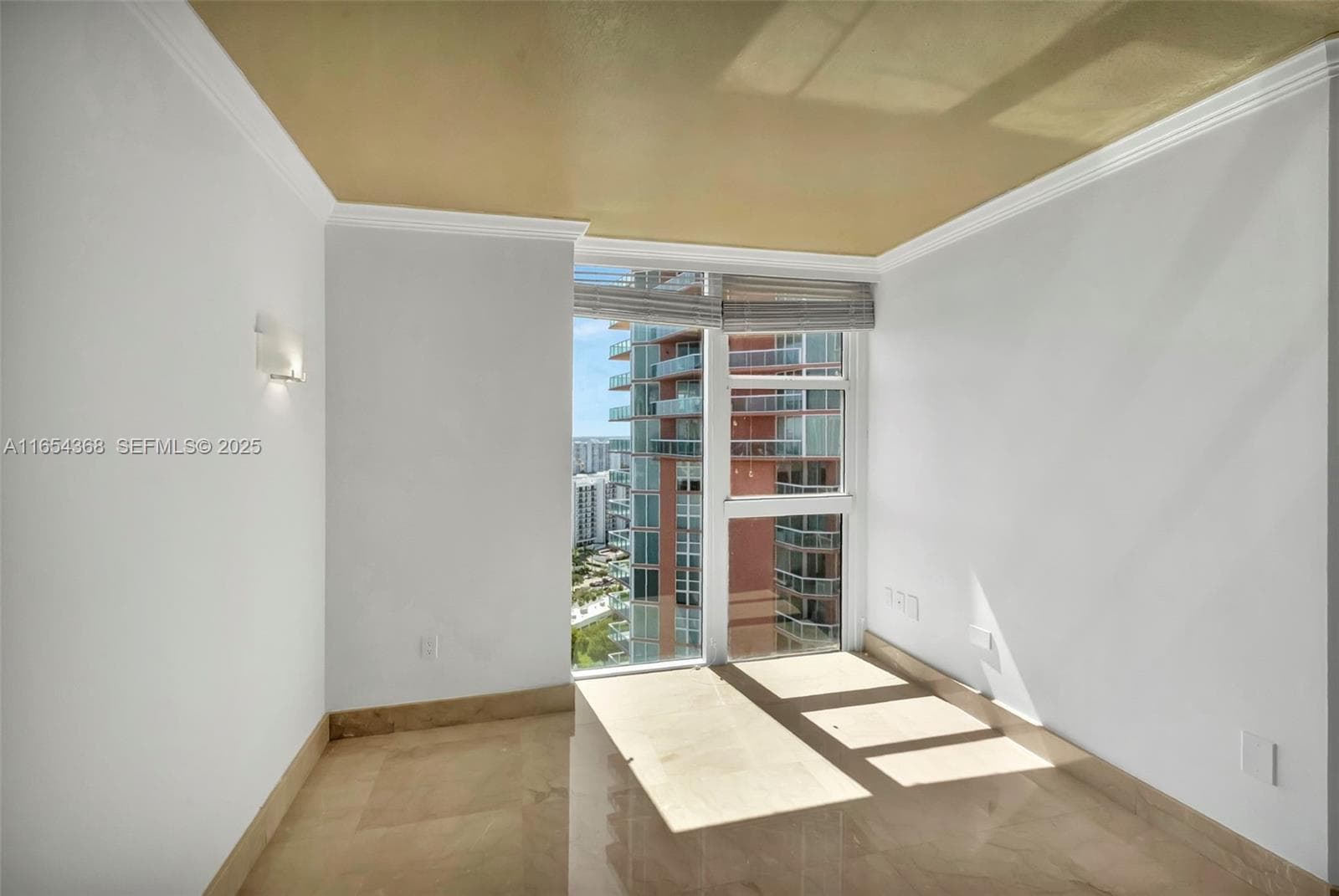 3370 Hidden Bay Dr # 2708, Aventura FL 33180 — 39