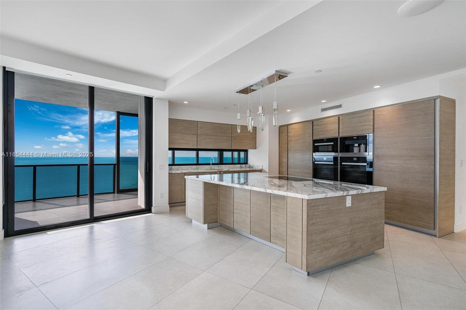 18555 Collins Ave # 5001, Sunny Isles Beach FL 33160 — 14