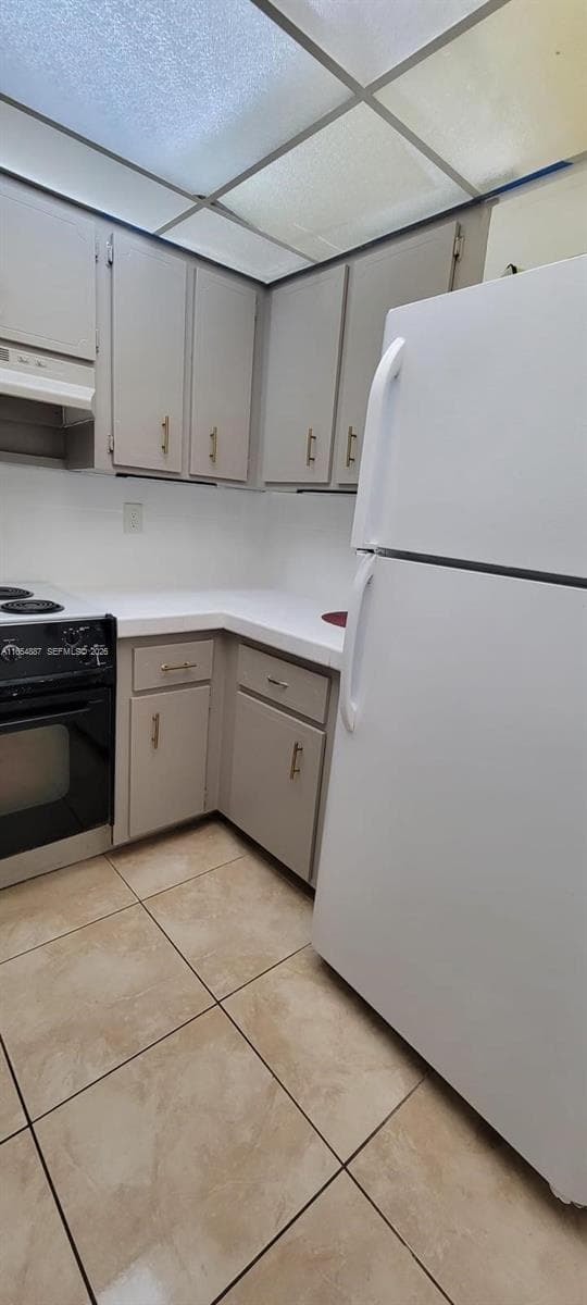 6960 Miami Gardens Dr # 525, Hialeah FL 33015 — 7