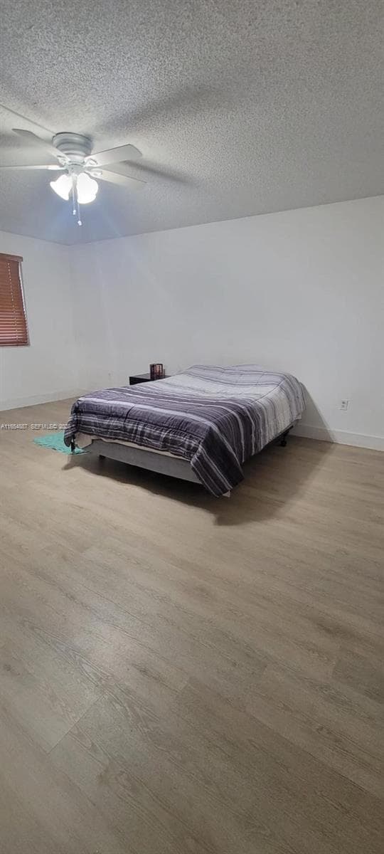 6960 Miami Gardens Dr # 525, Hialeah FL 33015 — 20