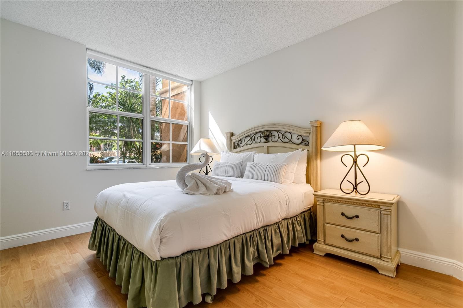 19701 E Country Club Dr # 5107, Aventura FL 33180 — 19