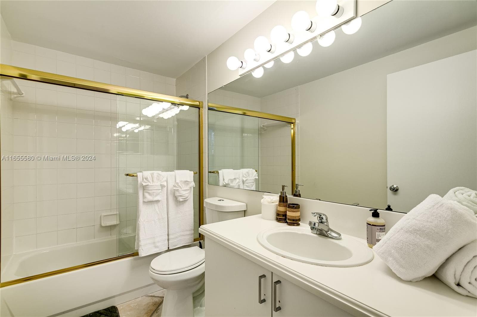 19701 E Country Club Dr # 5107, Aventura FL 33180 — 21