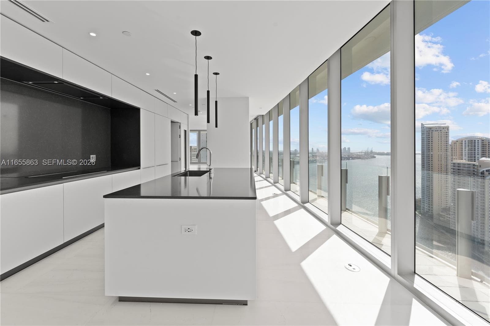 300 Biscayne Blvd Way # 3201, Miami FL 33131 — 5
