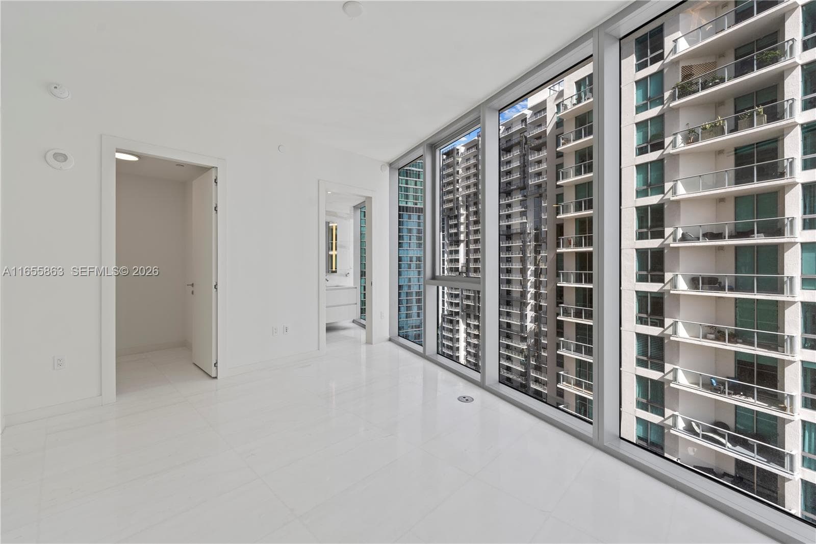 300 Biscayne Blvd Way # 3201, Miami FL 33131 — 20