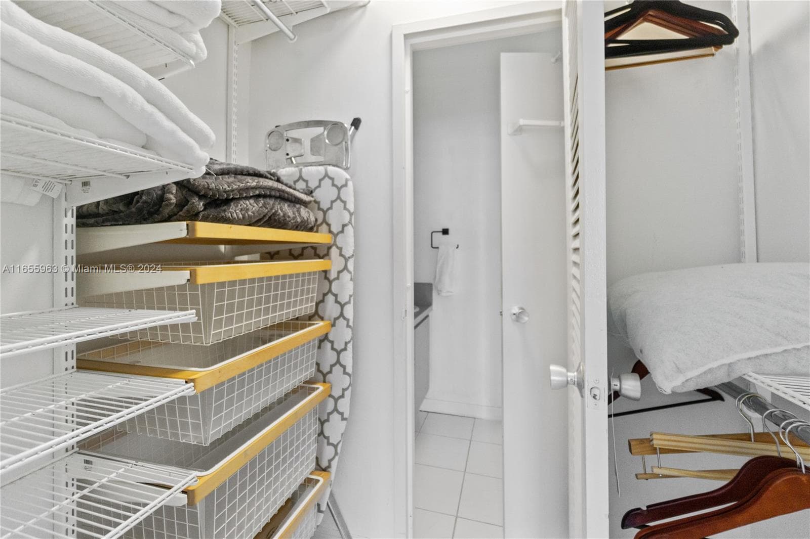 100 Lincoln Rd # 924, Miami Beach FL 33139 — 15