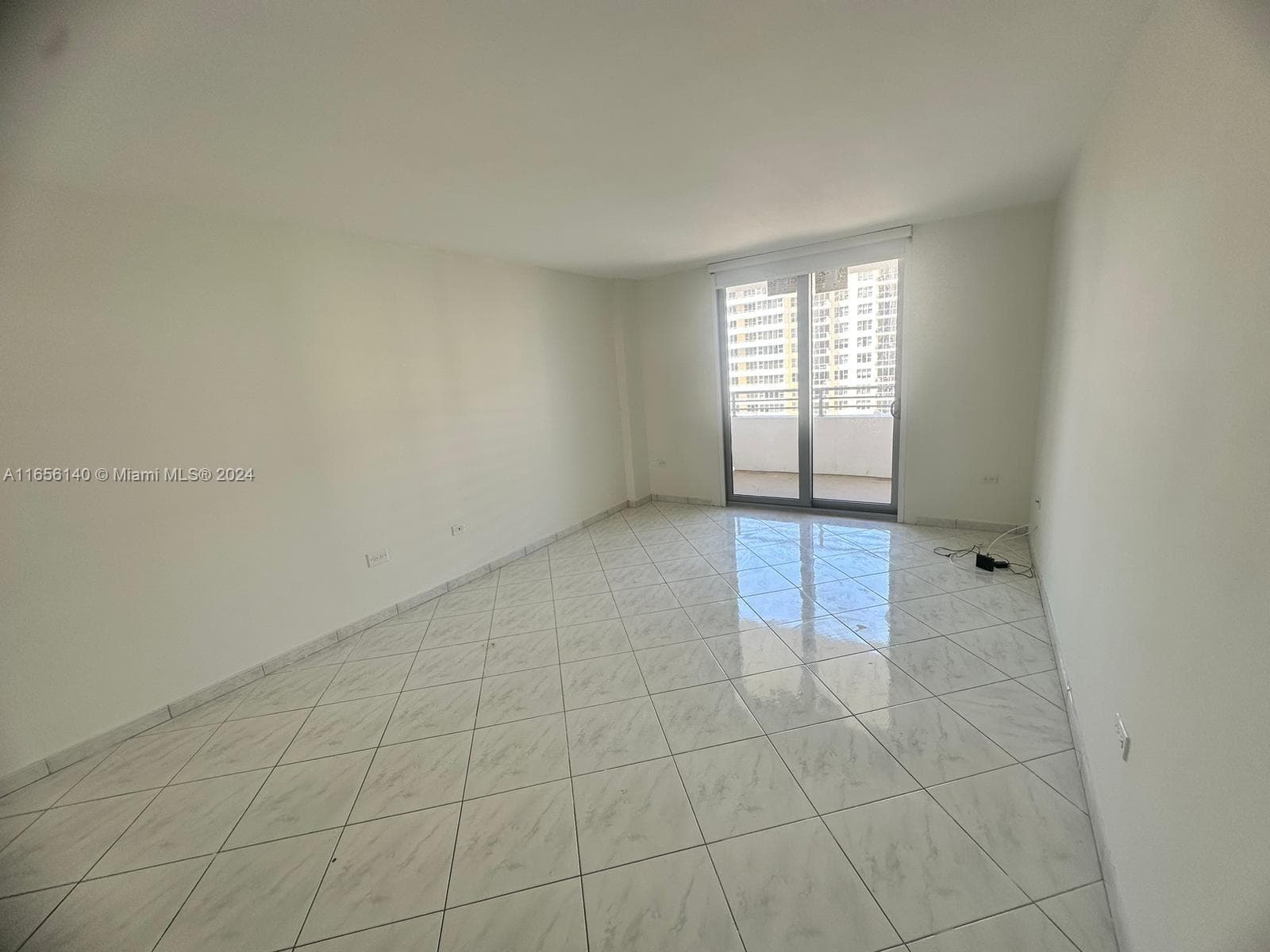 5555 Collins Ave # 8Z, Miami Beach FL 33140 — 15