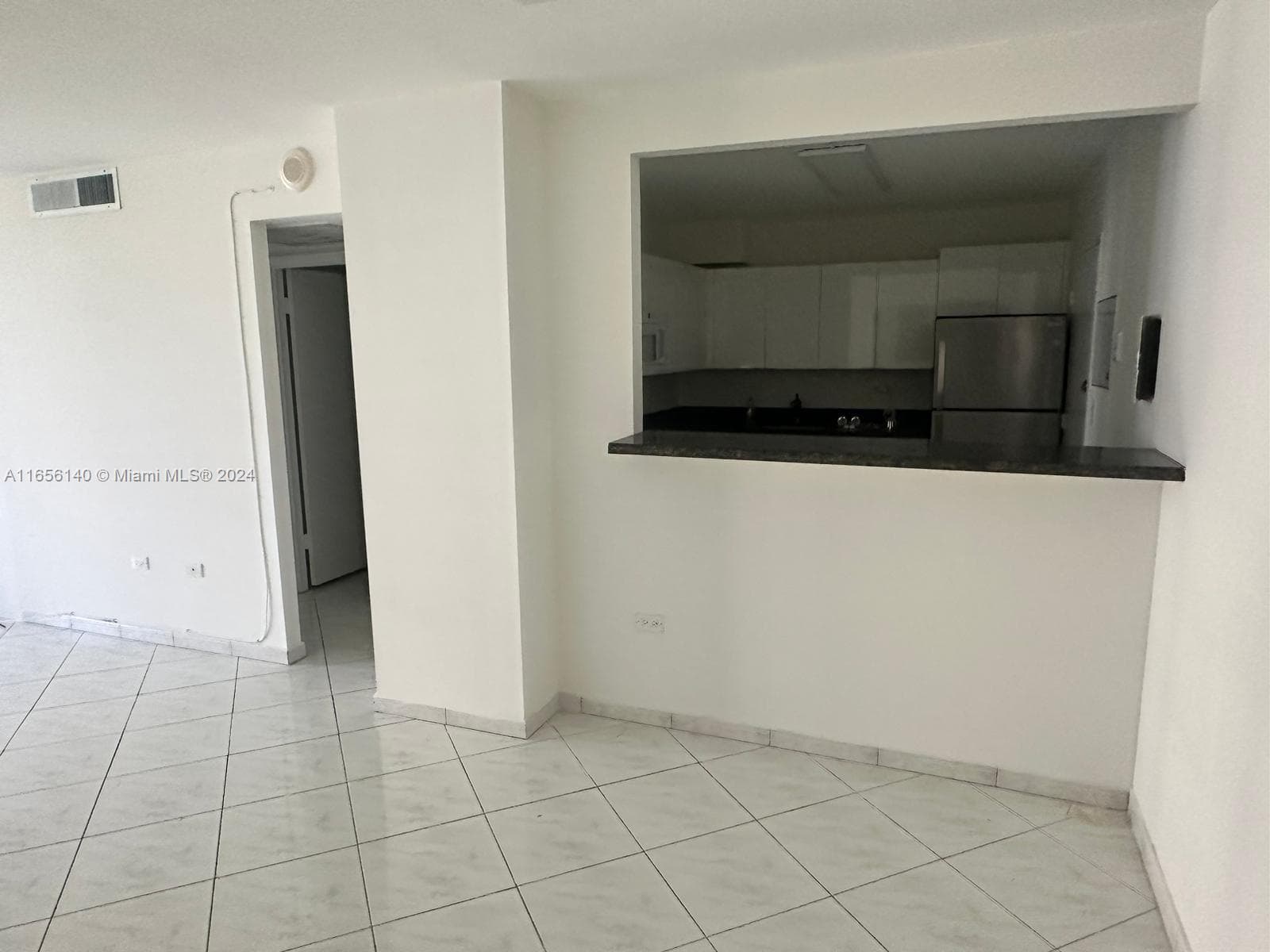 5555 Collins Ave # 8Z, Miami Beach FL 33140 — 8