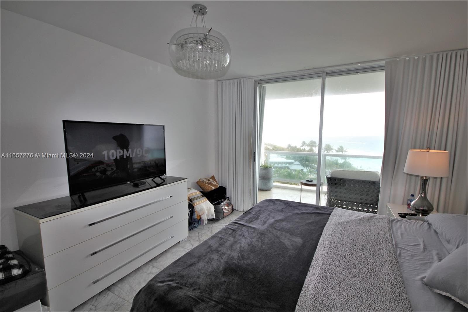 5151 Collins Ave # 933, Miami Beach FL 33140 — 17