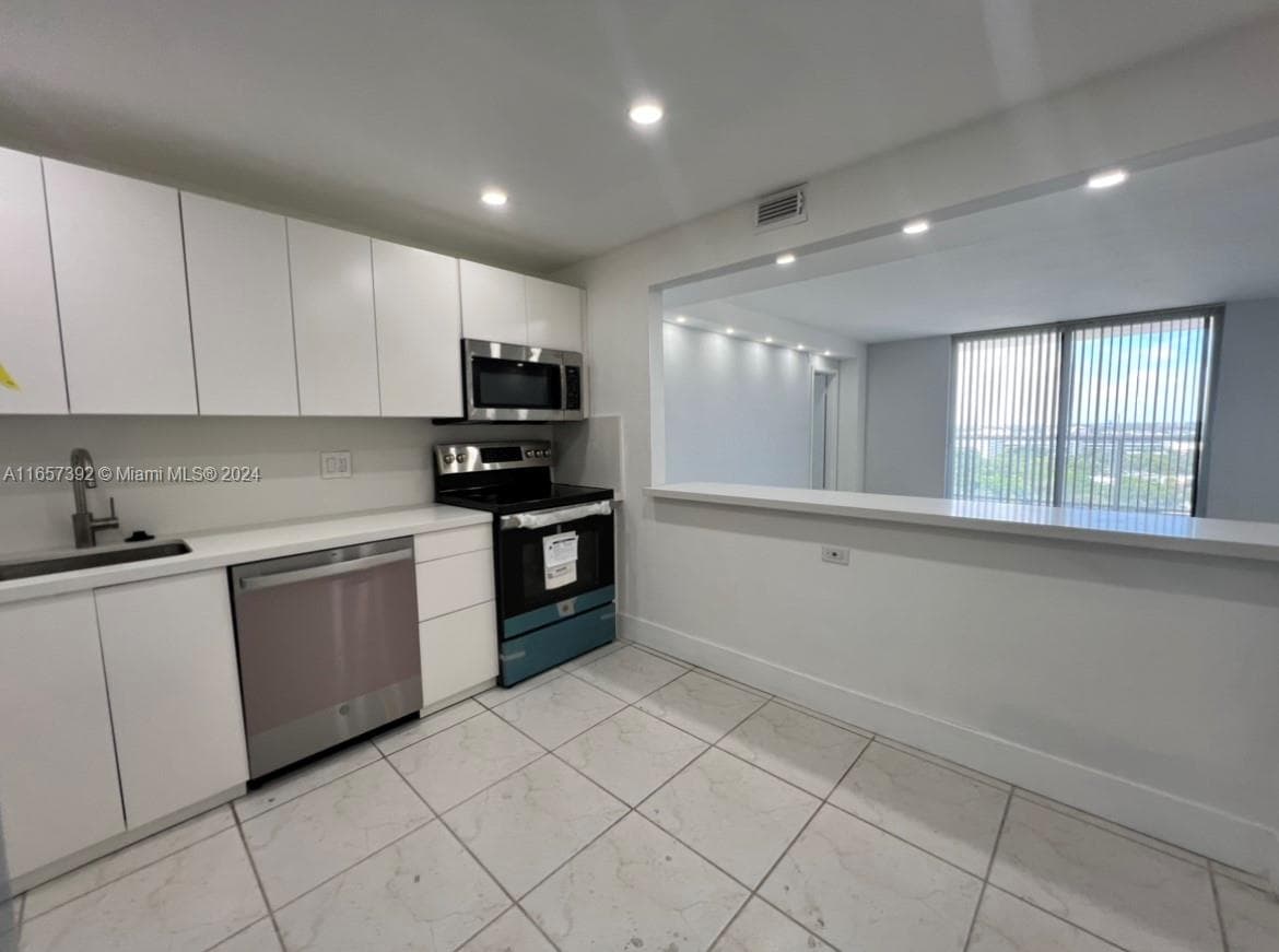 13499 Biscayne Blvd # 1405, North Miami FL 33181 — 3