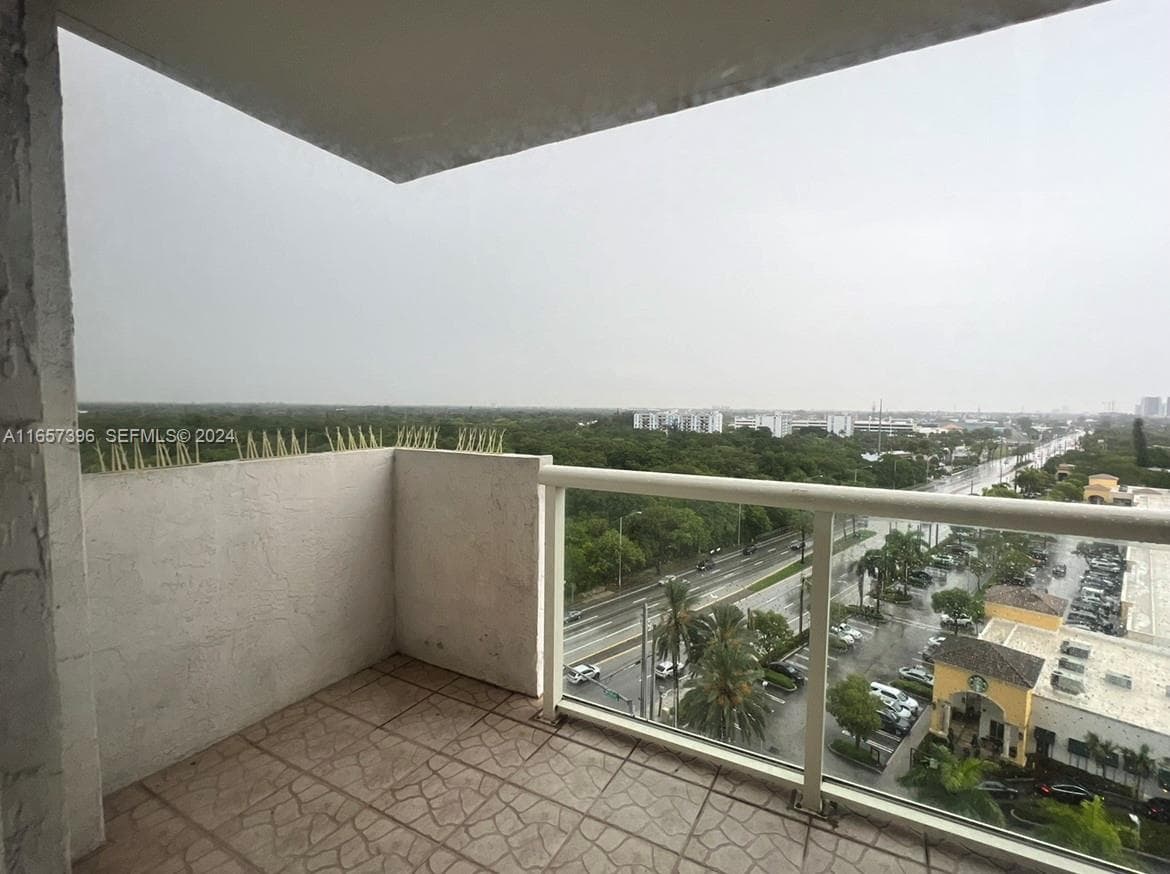 13499 Biscayne Blvd # 1205, North Miami FL 33181 — 12