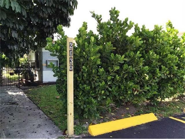 2140 Bay Dr, Miami Beach FL 33141 — 11