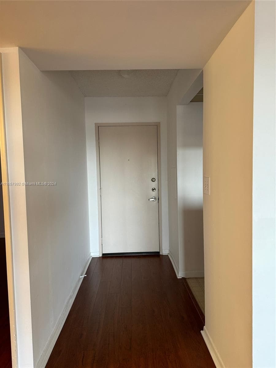 10253 NW 9th Street Cir # 6, Miami FL 33172 — 11