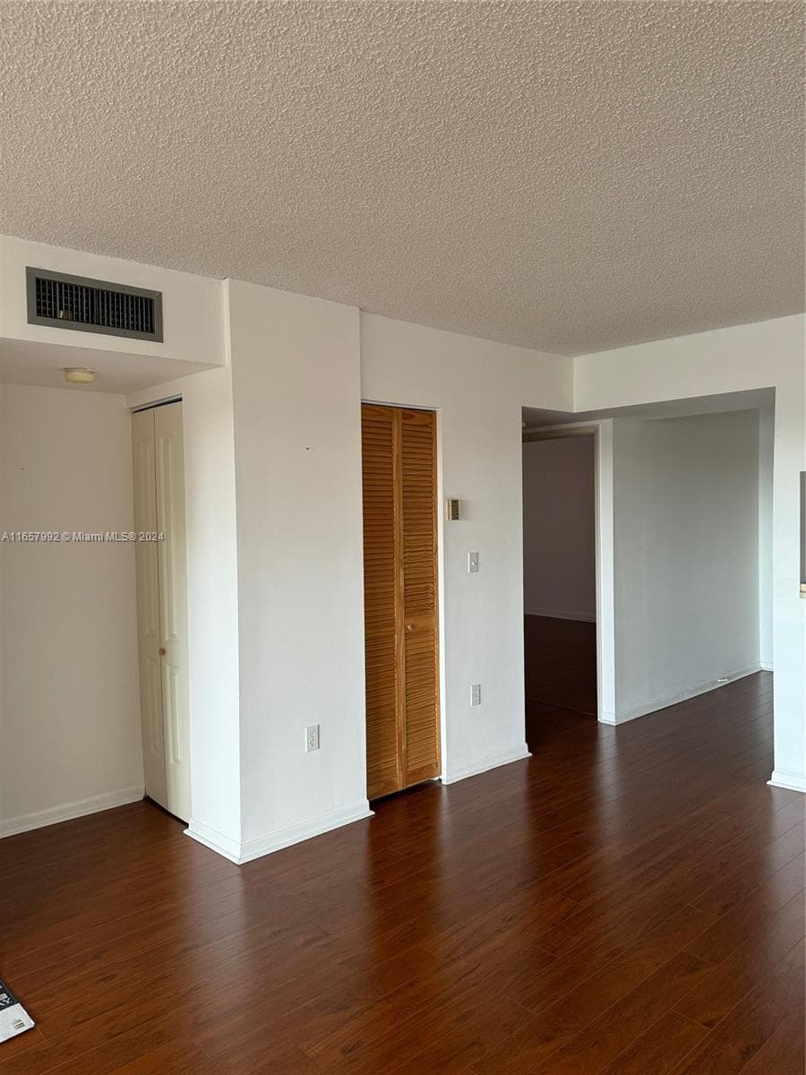 10253 NW 9th Street Cir # 6, Miami FL 33172 — 8