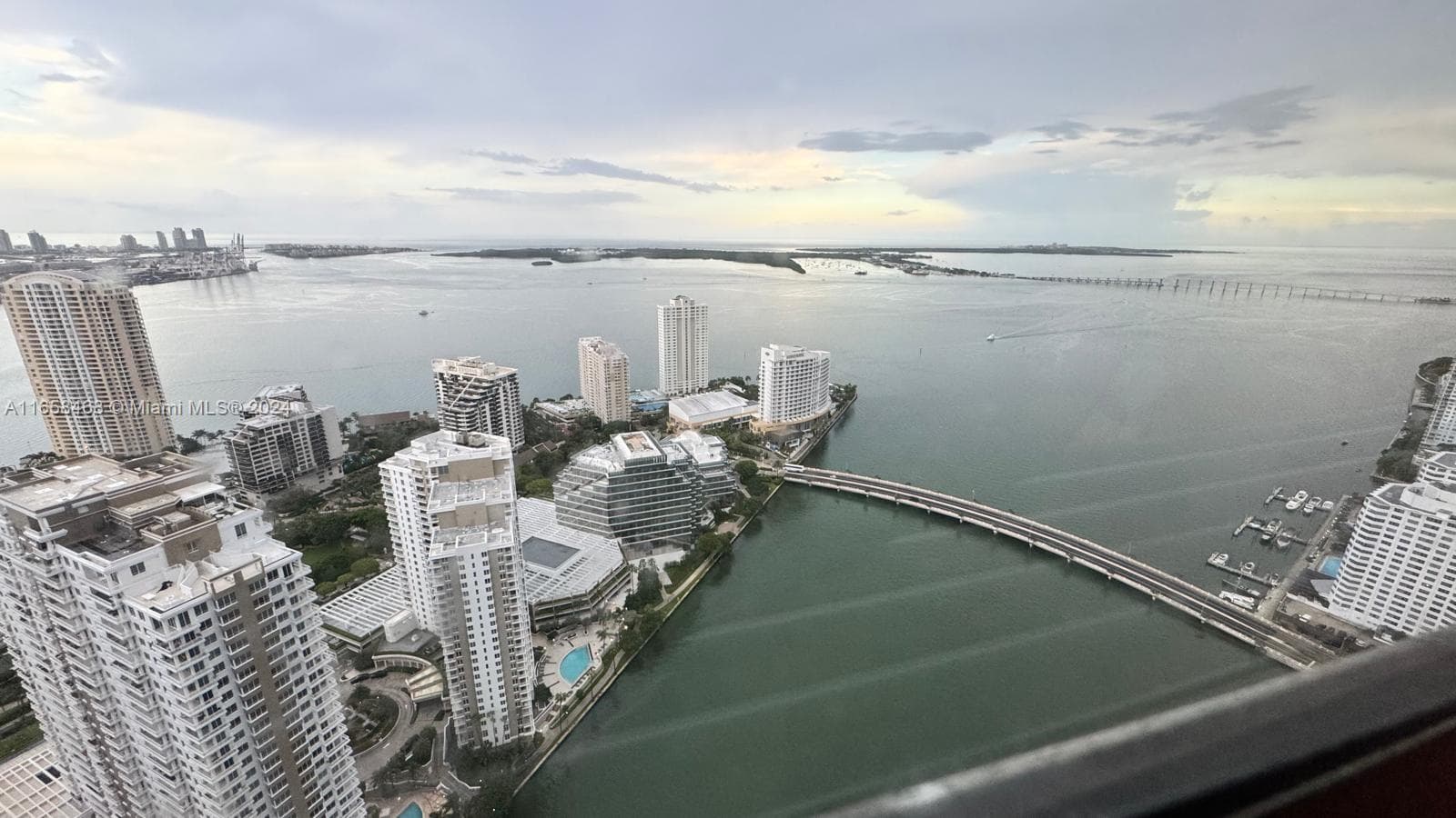 495 Brickell Ave # 4902, Miami FL 33131 — 2