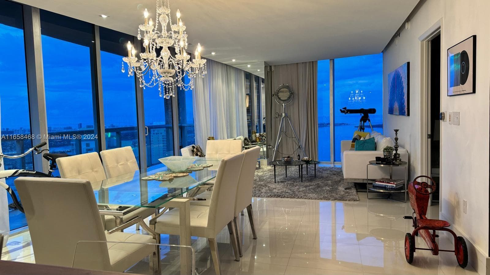 495 Brickell Ave # 4902, Miami FL 33131 — 5